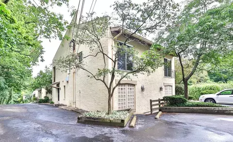Exterior - 2111 Sutton Ave #B, Cincinnati, OH 45230 photo 10 of 10