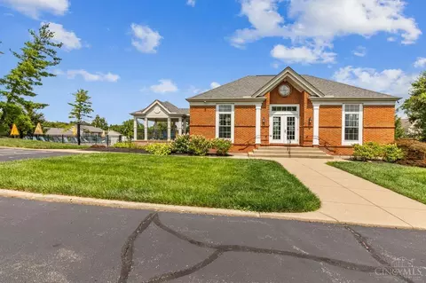 2565 Carriagegate Ln, Maineville, OH 45039 photo 32