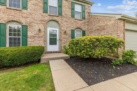 2565 Carriagegate Ln, Maineville, OH 45039 photo 2