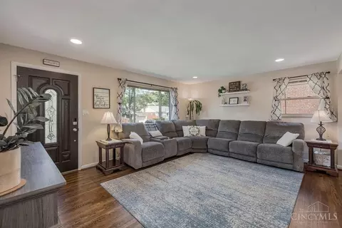 1026 Jonquil Ln, Cincinnati, OH 45231 photo 7