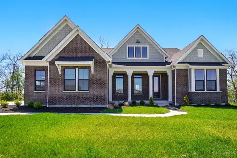 7527 Donegal Dr, Sayler Park, OH 45233