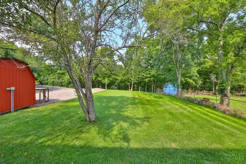 9339 Montoro Dr, Cincinnati, OH 45231 photo 39