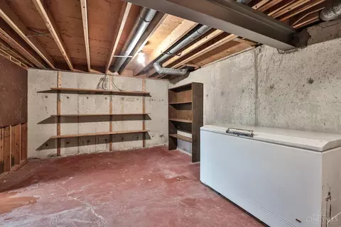 9339 Montoro Dr, Cincinnati, OH 45231 photo 30