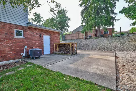 9339 Montoro Dr, Cincinnati, OH 45231 photo 37