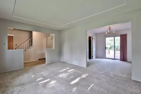 9339 Montoro Dr, Cincinnati, OH 45231 photo 8