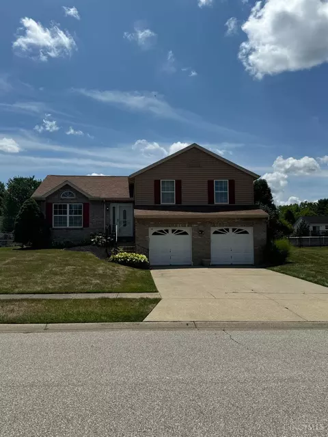 2206 Harmony Ct, Batavia, OH 45103