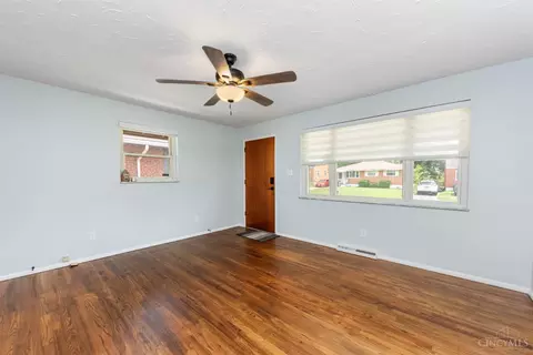 Living - 9341 Coogan Dr, Cincinnati, OH 45231 photo 3 of 3