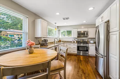 Kitchen - 3925 Trebor Dr, Cincinnati, OH 45236 photo 1 of 2