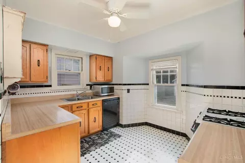 8330 Marley St, Cincinnati, OH 45216 photo 6
