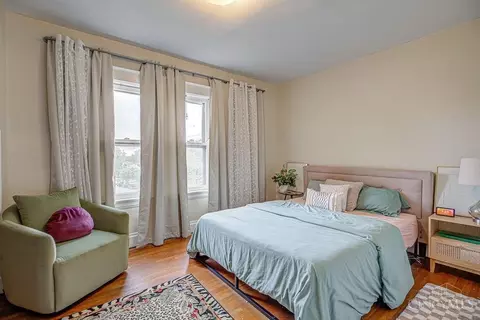 Bedroom - 1000 Overlook Ave, Cincinnati, OH 45238 photo 3 of 4