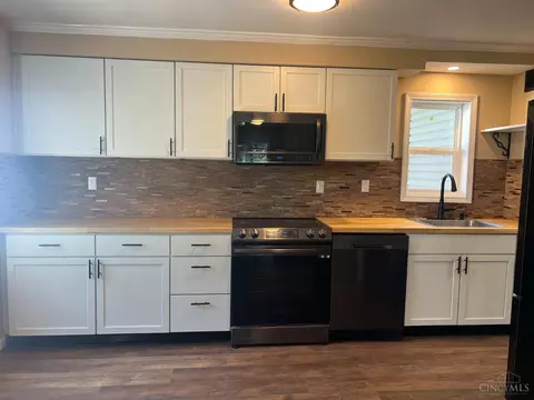 Kitchen - 371 Third St, Williamsburg, OH 45176 photo 2 of 2