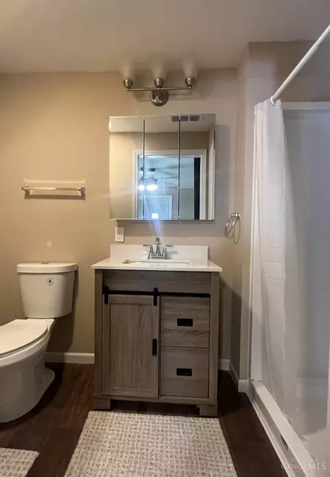 Bath - 371 Third St, Williamsburg, OH 45176 photo 1 of 2