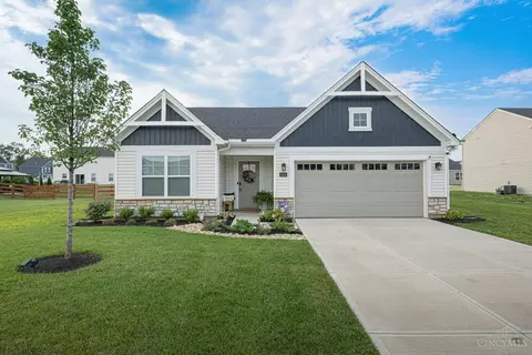 1604 Ashbury Ct, Carlisle, OH 45005
