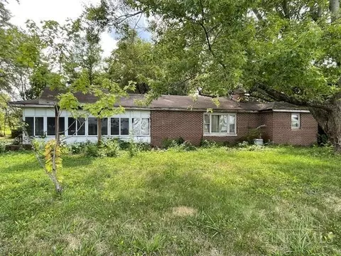 95 St Rt 72, Sabina, OH 45169