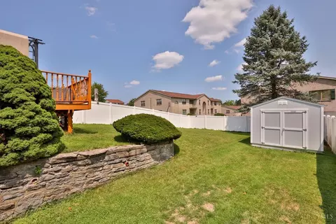 8254 Bobolink Dr, Cincinnati, OH 45231 photo 22