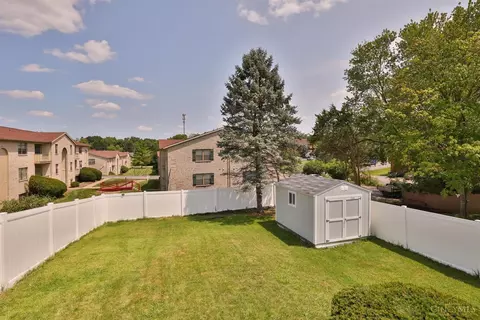 8254 Bobolink Dr, Cincinnati, OH 45231 photo 24
