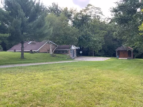 7085 Hetzler Rd, Middletown, OH 45042