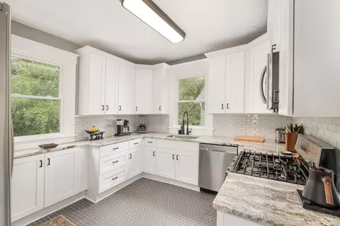 Kitchen - 4101 Watterson St, Cincinnati, OH 45227 photo 1 of 3