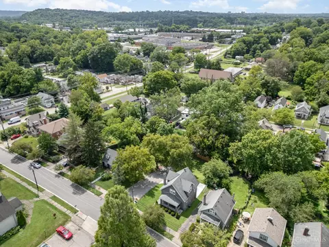 View/Area - 4101 Watterson St, Cincinnati, OH 45227 photo 6 of 7