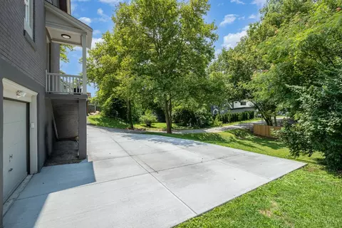 Exterior - 4101 Watterson St, Cincinnati, OH 45227 photo 6 of 8