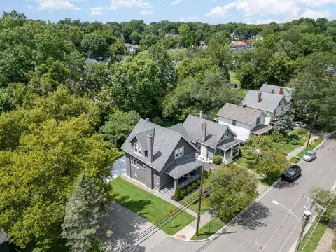 View/Area - 4101 Watterson St, Cincinnati, OH 45227 photo 1 of 7