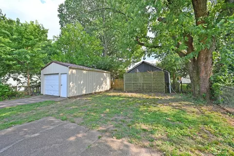 Exterior - 321 Walnut St, Reading, OH 45215 photo 3 of 4