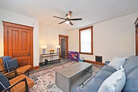 Living - 321 Walnut St, Reading, OH 45215 photo 2 of 4