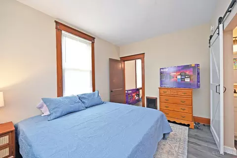 Bedroom - 321 Walnut St, Reading, OH 45215 photo 2 of 6