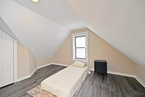 Bedroom - 321 Walnut St, Reading, OH 45215 photo 6 of 6