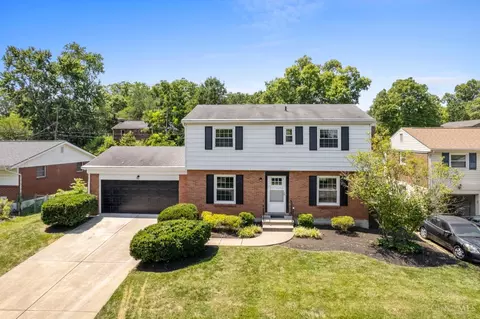 46 Junefield Ave, Greenhills, OH 45218