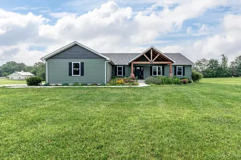 3663 Virginia Trl, Bethel, OH 45106