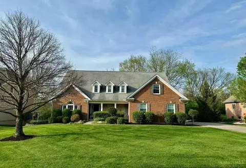 5870 Taylor Ridge Dr, West Chester, OH 45069