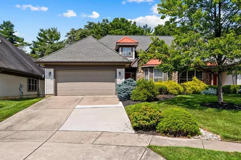 1725 Harmon Dr, Wyoming, OH 45215
