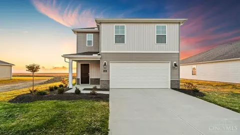 121 Lonny St, Mount Orab, OH 45154