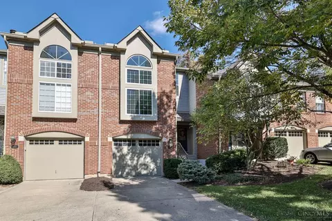 5072 Lord Alfred Ct, Sharonville, OH 45241