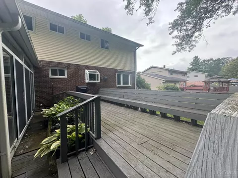 Exterior - 933 Conca St, Cincinnati, OH 45218 photo 2 of 9