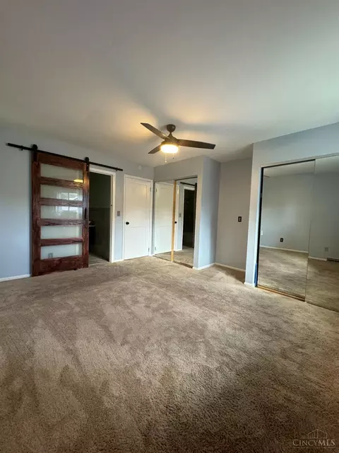 Bedroom - 933 Conca St, Cincinnati, OH 45218 photo 4 of 11