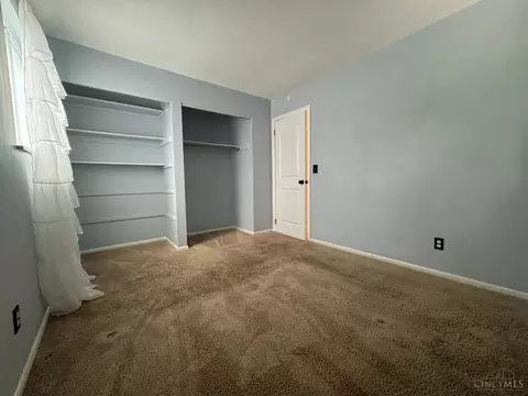 Bedroom - 933 Conca St, Cincinnati, OH 45218 photo 8 of 11