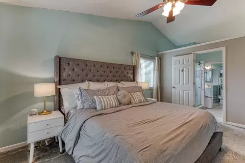 Bedroom - 2325 Candlemakers Ln, Maineville, OH 45039 photo 3 of 5