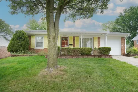 10940 Lemarie Dr, Sharonville, OH 45241