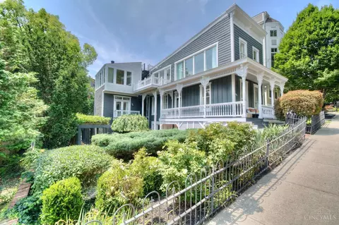 1017 Parkside Pl, Cincinnati, OH 45202