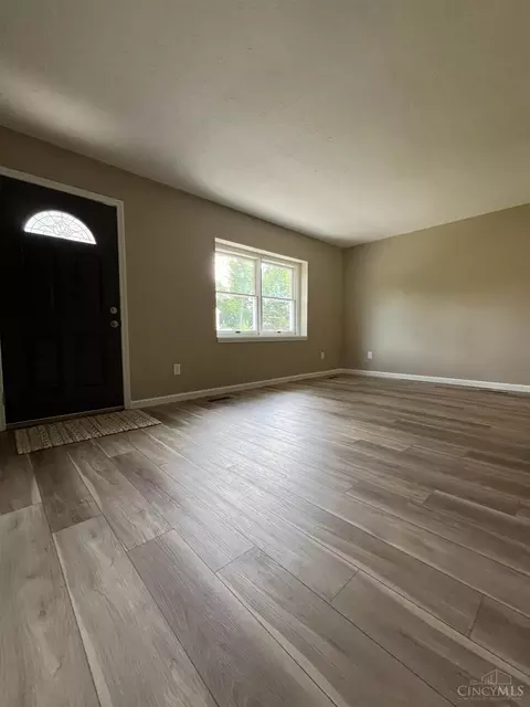 4397 Helena Dr, Cincinnati, OH 45244 photo 3