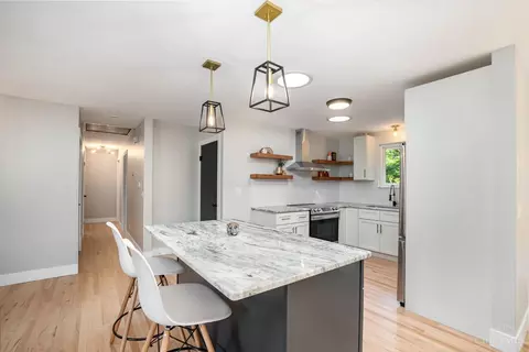 Kitchen - 4150 Timberpoint Dr, Cincinnati, OH 45247 photo 3 of 3