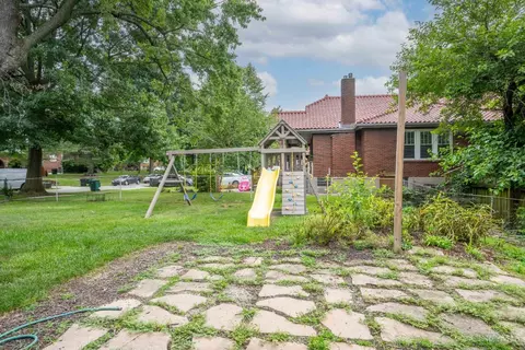 Exterior - 1348 Covedale Ave, Cincinnati, OH 45238 photo 10 of 16