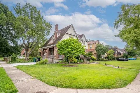 Exterior - 1348 Covedale Ave, Cincinnati, OH 45238 photo 4 of 16