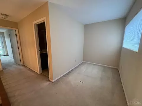 Bedroom - 7260 Galbraith Rd, Cincinnati, OH 45243 photo 1 of 4