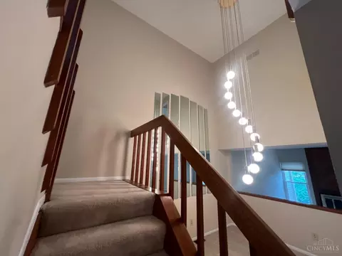 Entry Way - 7260 Galbraith Rd, Cincinnati, OH 45243 photo 1 of 3