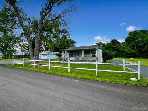 5682 Third St, Mason, OH 45040 photo 2