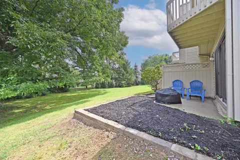 Exterior - 7284 Galbraith Rd, Cincinnati, OH 45243 photo 9 of 15