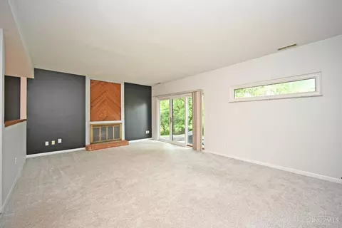 Living - 7284 Galbraith Rd, Cincinnati, OH 45243 photo 1 of 5